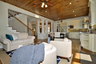 FAMILYROOMVIEW4